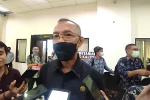 Wakil Ketua DPRD Kaltim Tekankan Pentingnya Perbaikan Jalan Rusak di Dondang, Tekan Perusahaan Batu Bara