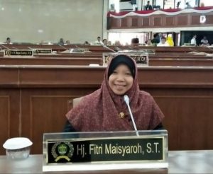 Fitri Maisyaroh, Anggota Komisi IV DPRD Kaltim, Mendorong Pendidikan Karakter Menuju Indonesia Emas 2045