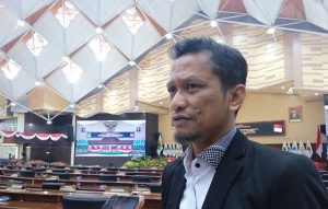 Ketua Komisi II DPRD Kaltim, Nidya Listiyono, Mengingatkan Masyarakat agar Waspada Terhadap Investasi Bodong dan Pinjaman Daring