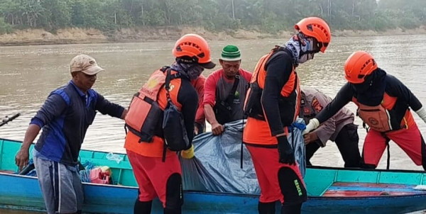 Remaja Berusia 14 Tahun Ditemukan Setelah Tenggelam di Sungai, Tim SAR Mengingatkan Pentingnya Pengawasan Orang Tua