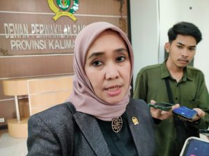 Mimi Meriami BR Pane, Anggota DPRD Kaltim, Menyoroti Masalah Antrean BBM di Bumi Etam