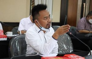 Anggota DPRD Kaltim, Baharuddin Demmu, Menyerap Aspirasi Masyarakat Harapan Jaya