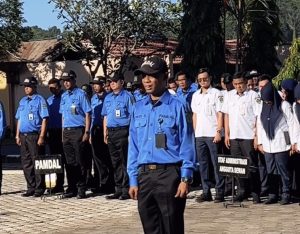 Apel Pagi di Sekretariat DPRD Kalimantan Timur, Dipimpin oleh Sekretaris DPRD Norhayati US