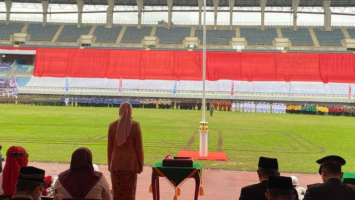 Sekretaris Daerah Kalimantan Timur Pimpin Upacara HUT RI ke-79 di Stadion Palaran dan Ajak Kaltim Jadi Motor Penggerak Ekonomi