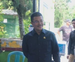 Darlis Pattalongi Tinjau Pelaksanaan Pilkada 2024 di Kecamatan Muara Badak